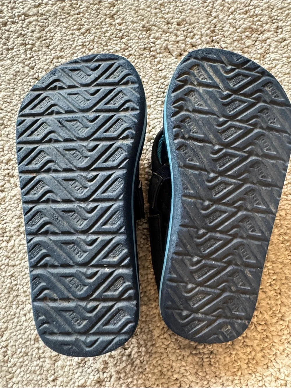 Reef Kids Navy and Light Blue Striped Flip Flops